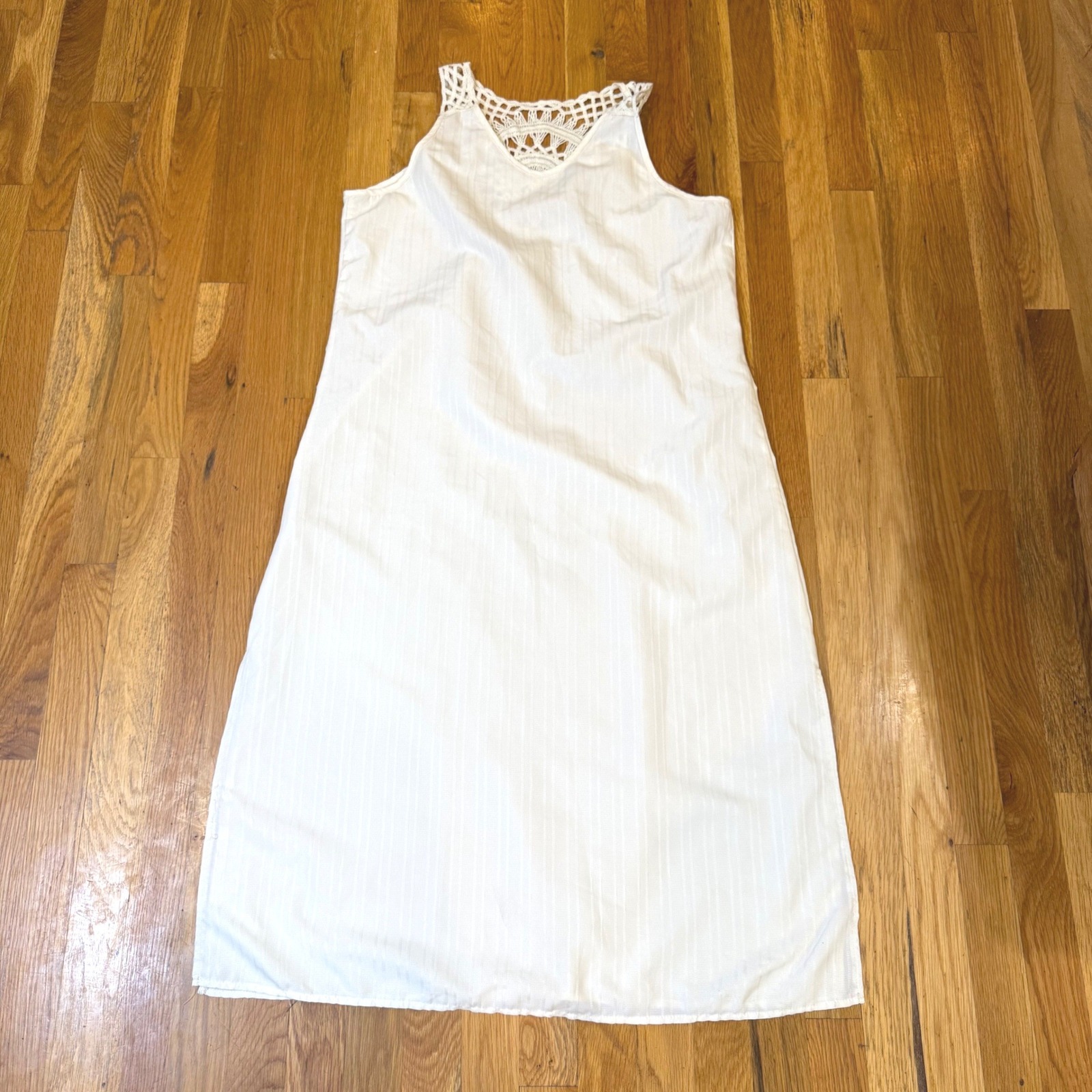 White Sleeveless Nightgown Crochet Lace Back Vertical Stripe Boho M